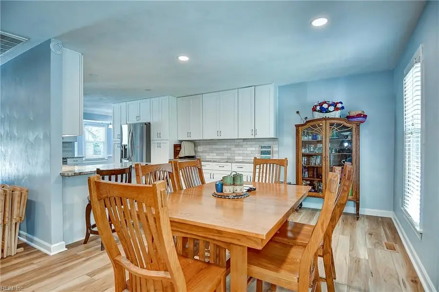 813 Woodrow Court, Chesapeake, VA 23322 - #2