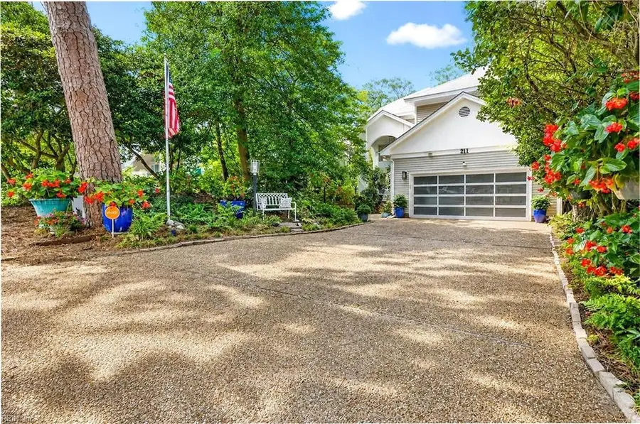 211 81st Street, Virginia Beach, VA 23451 - #2
