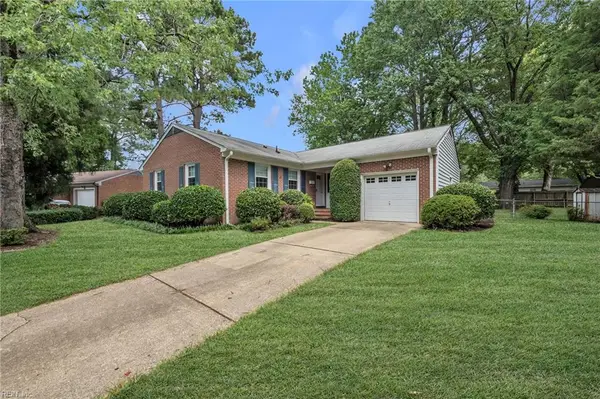 4 Karen Drive, Newport News, VA 23608