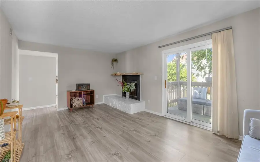 256 Portview Avenue #D2, Norfolk, VA 23503 - #3