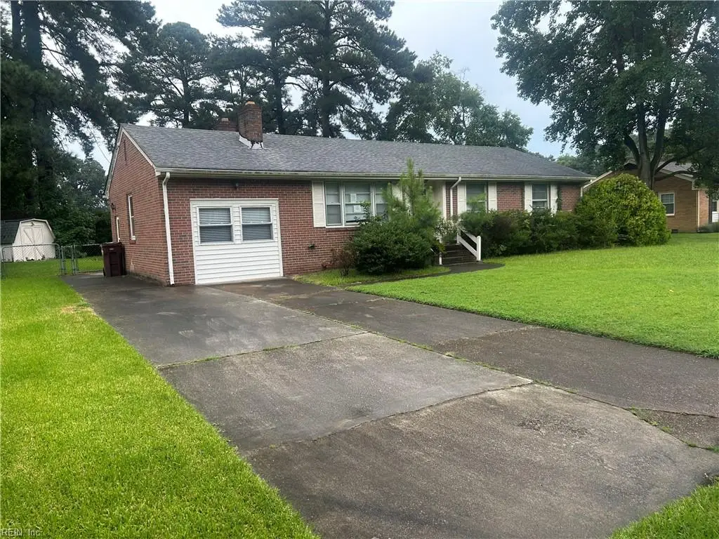 4024 Oak Drive, Chesapeake, VA 23321 - #1