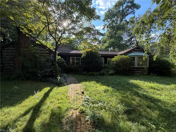 1208 York Lane, Virginia Beach, VA 23451