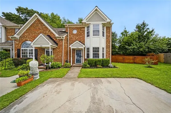 703 Hunters Quay, Chesapeake, VA 23320