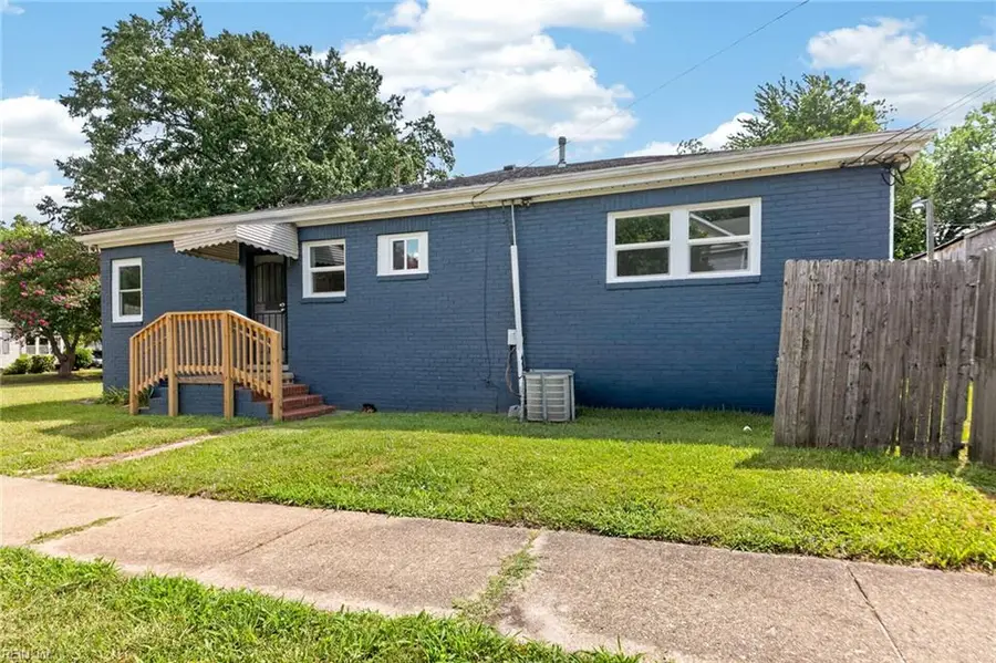 325 W 37th Street, Norfolk, VA 23508 - #2