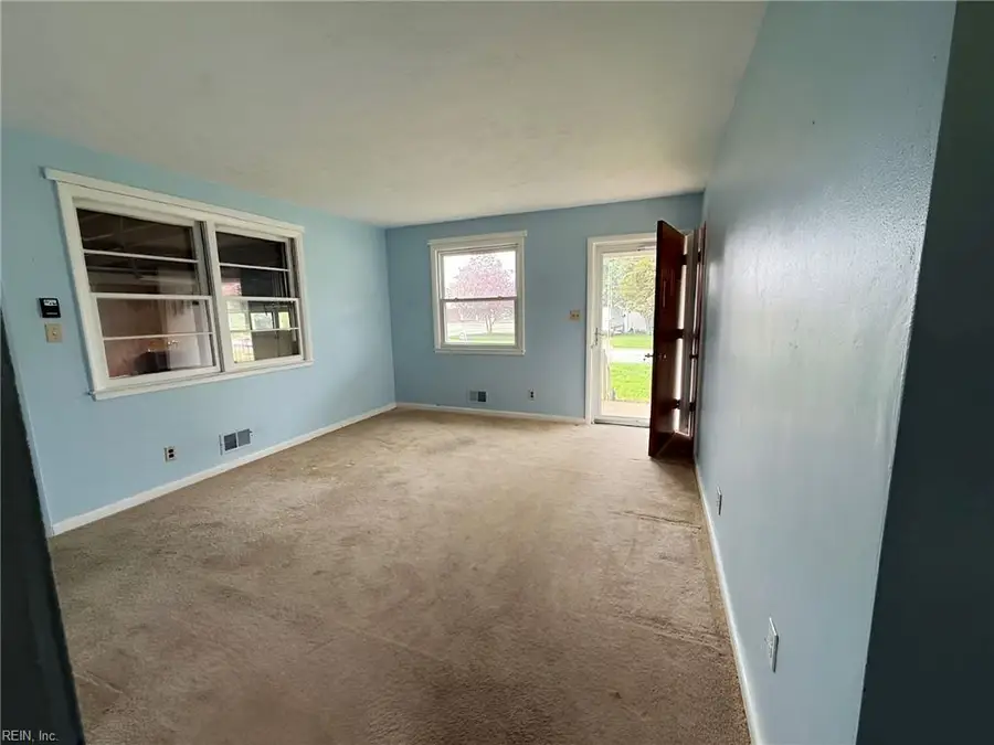 1140 Woodland Terrace Drive, Chesapeake, VA 23323 - #3