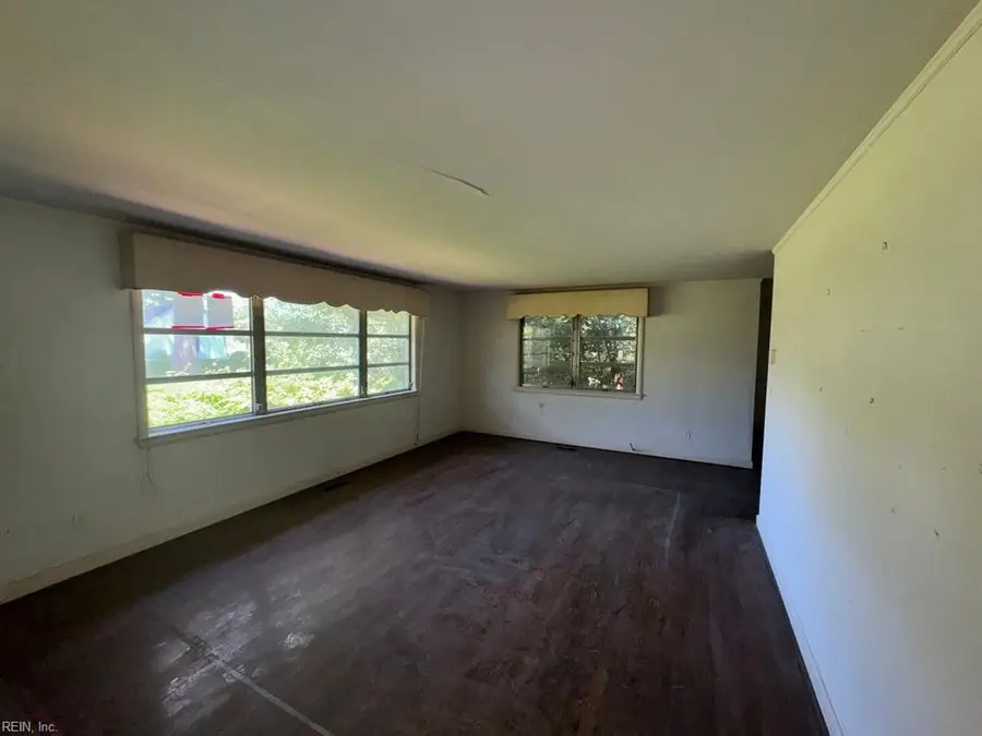 1507 Buckingham Avenue, Norfolk, VA 23508 - #3