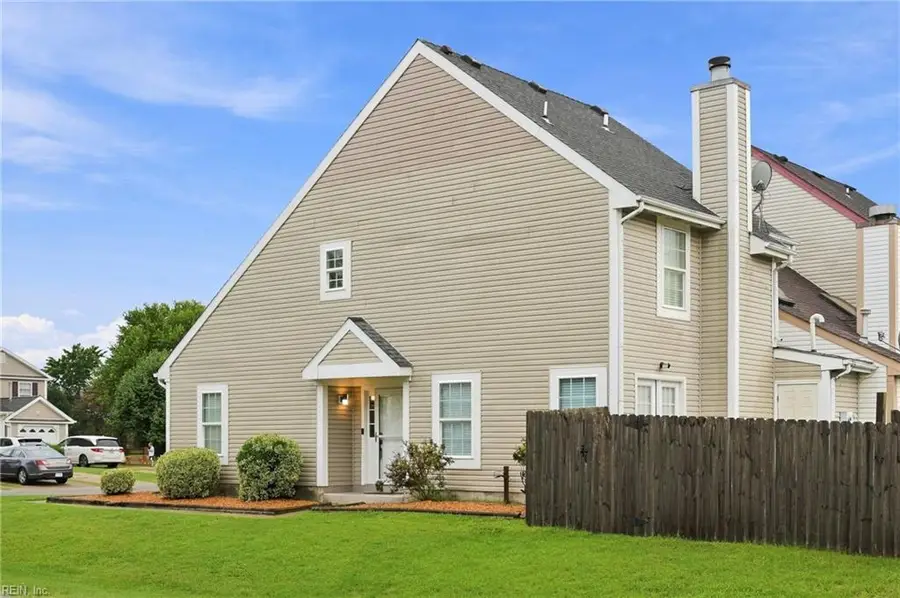 900 Pocahontas Court, Smithfield, VA 23430 - #3