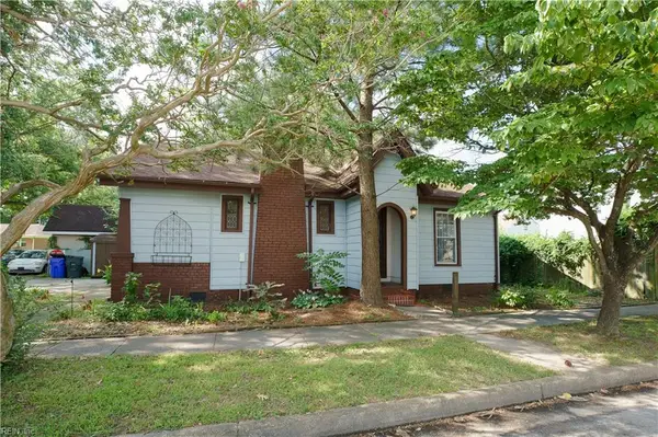 1009 E Leicester Avenue, Norfolk, VA 23503