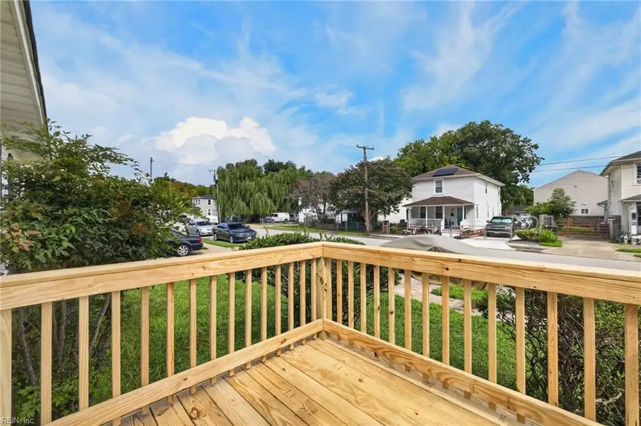 322 S Curry Street, Hampton, VA 23663 - #2