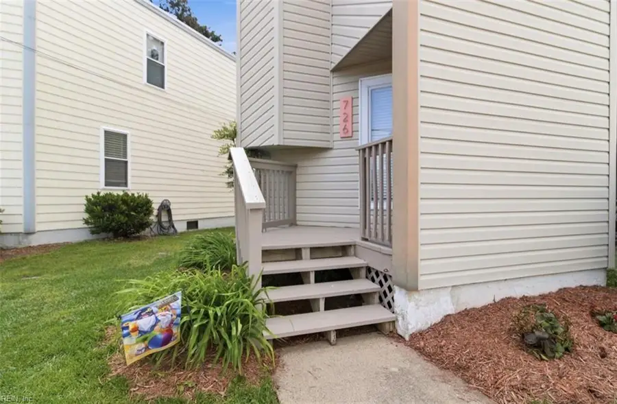 726 Carolina Avenue, Virginia Beach, VA 23451 - #3
