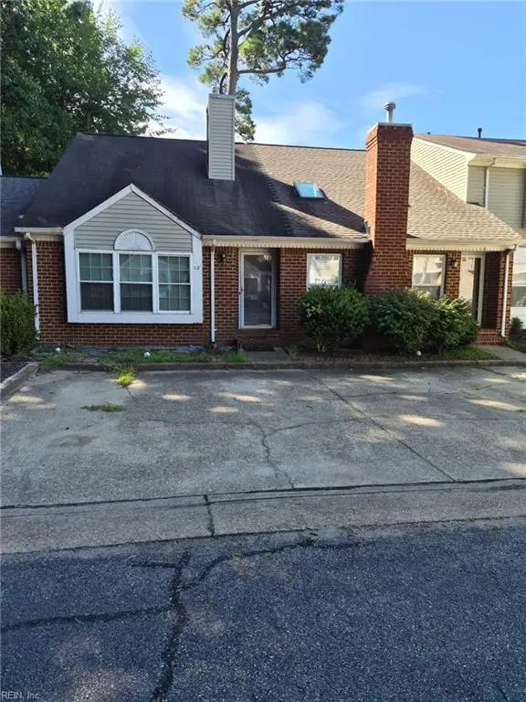12 Silk Tree Place, Hampton, VA 23666