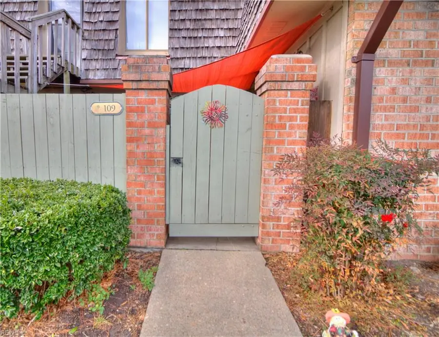 109 Saw Grass Bend, Virginia Beach, VA 23451 - #2