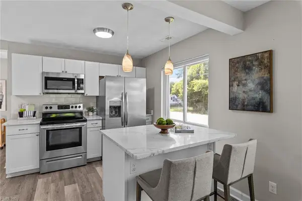 1324 Hawthorne Drive, Chesapeake, VA 23325