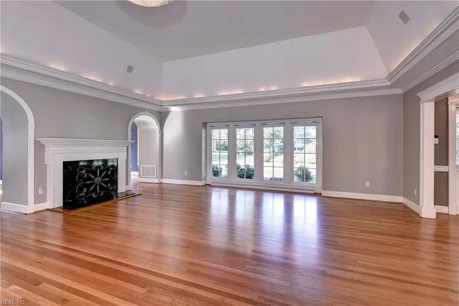 812 Riverside Drive, Newport News, VA 23606 - #2