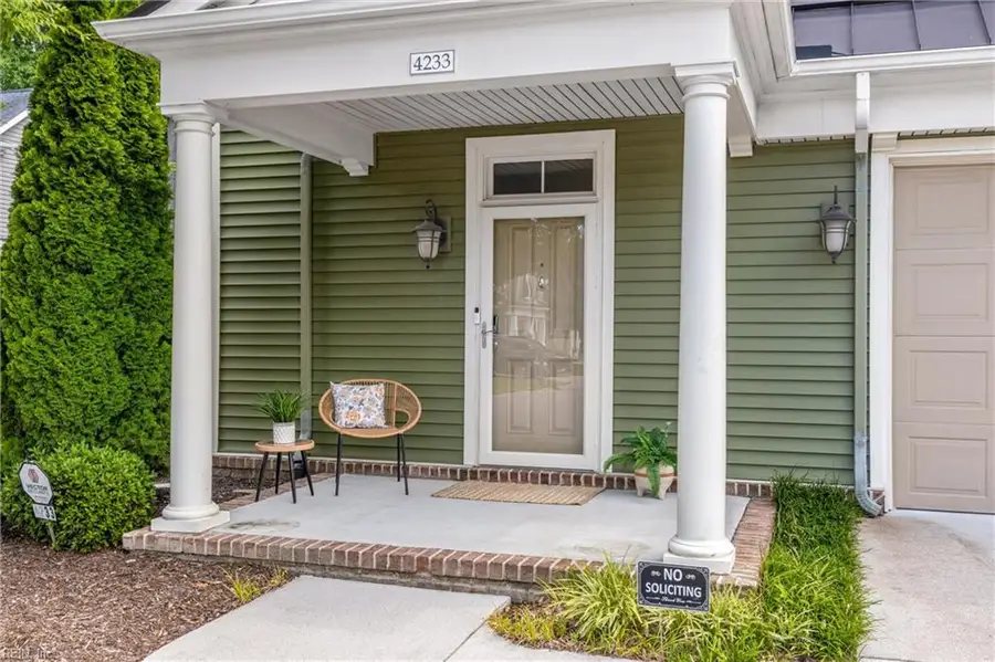 4233 Kenton Lane, Virginia Beach, VA 23456 - #3