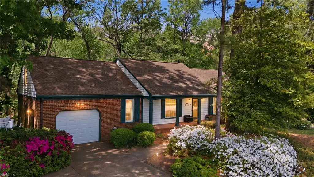 1905 Thomas Bishop Lane, Virginia Beach, VA 23454 - #1