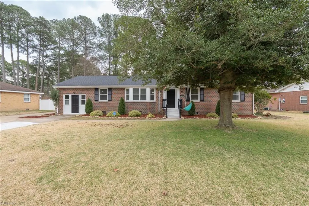 413 Bobby Jones Drive, Portsmouth, VA 23701 - #1