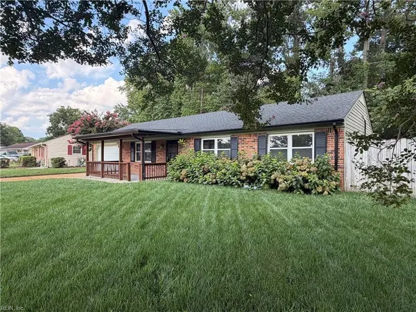 400 Courtney Arch, Virginia Beach, VA 23452