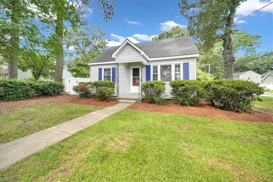 1601 Lilac Avenue, Chesapeake, VA 23325 - #2
