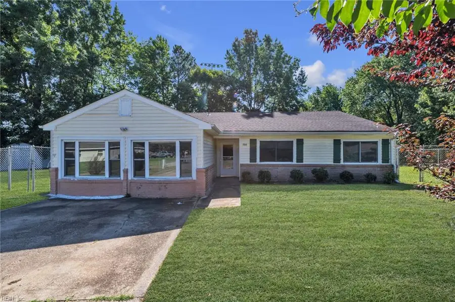 700 Saxon Court, Chesapeake, VA 23323 - #3
