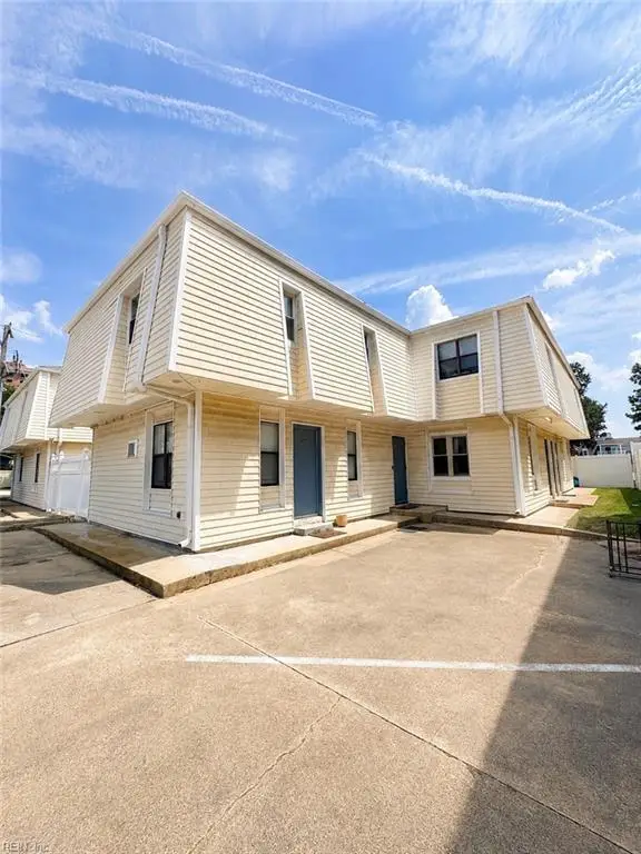 3149 Page Avenue #122, Virginia Beach, VA 23451