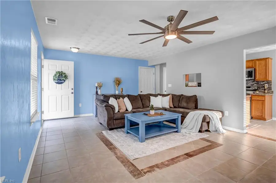 2708 Omar Street, Chesapeake, VA 23324 - #3