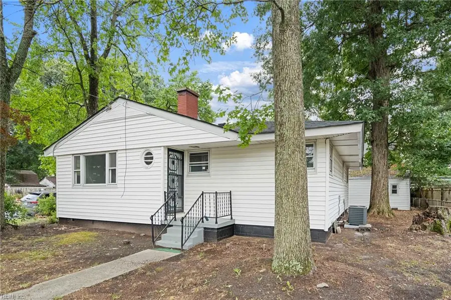 3601 Winchester Drive, Portsmouth, VA 23707 - #2
