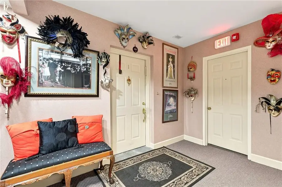 1102 Botetourt Gardens #B1, Norfolk, VA 23507 - #3