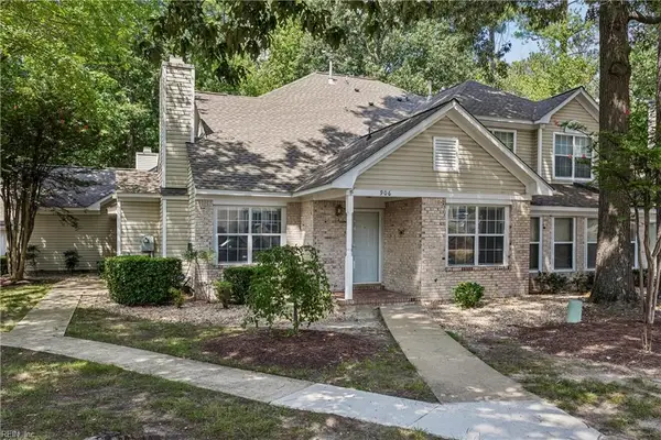906 Shoreline Point, Newport News, VA 23602