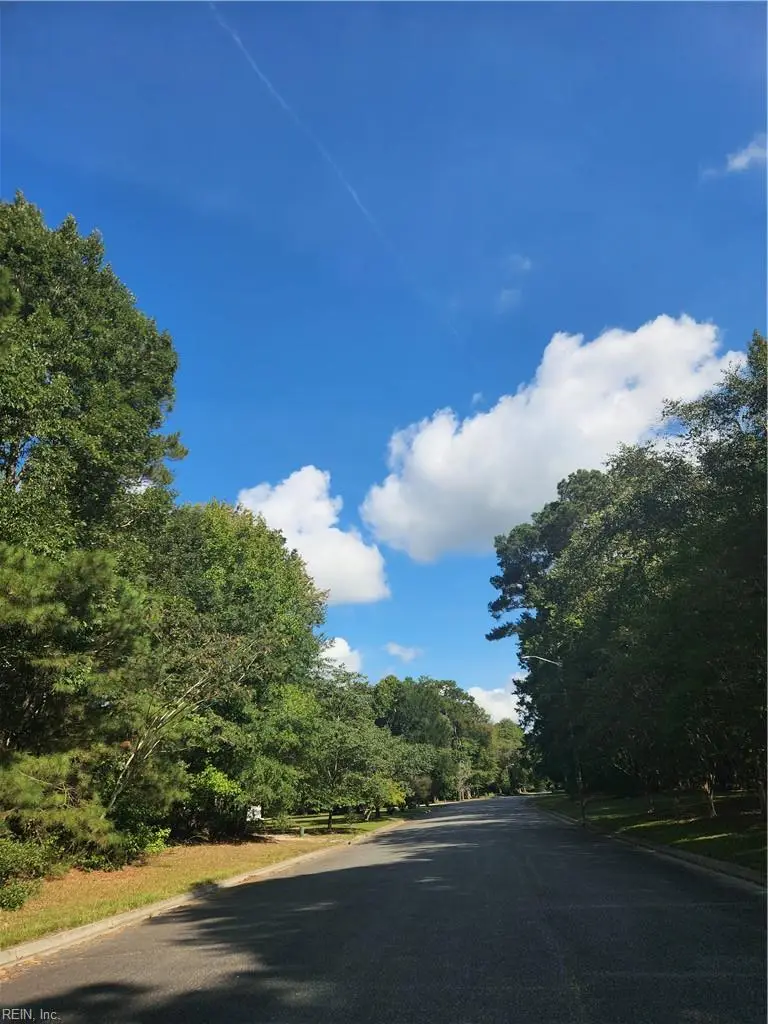 3912 Savannah Drive, Chesapeake, VA 23322 - #2