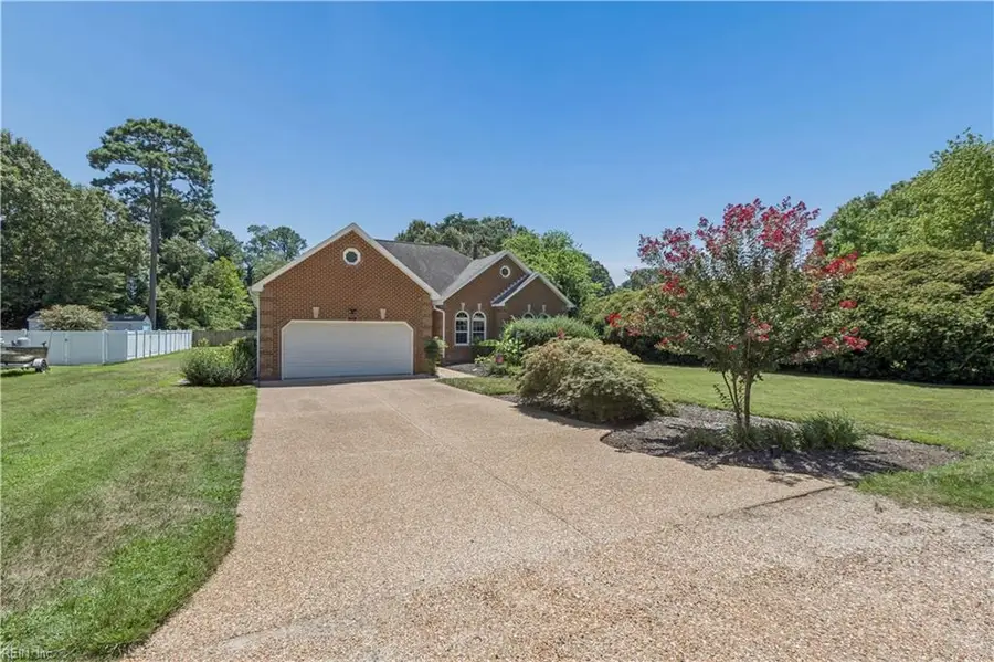 7534 Tyndall Drive, Gloucester Point, VA 23062 - #2