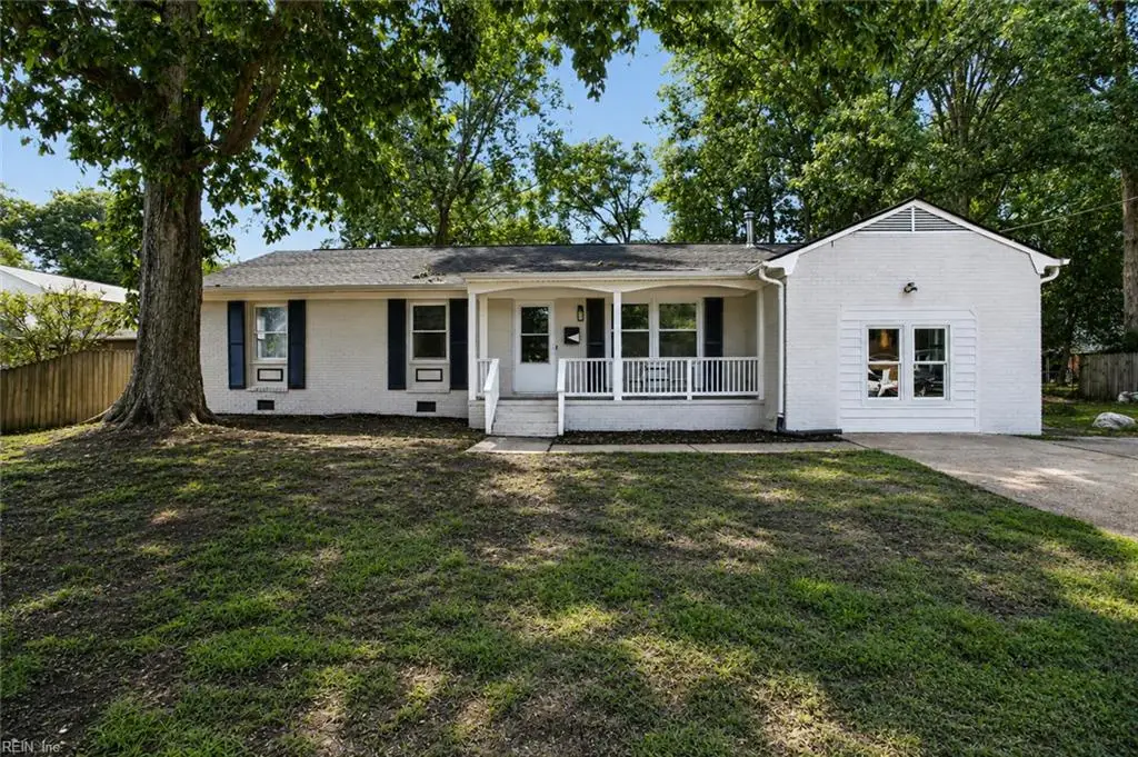 166 Beechmont Drive, Newport News, VA 23608 - #1