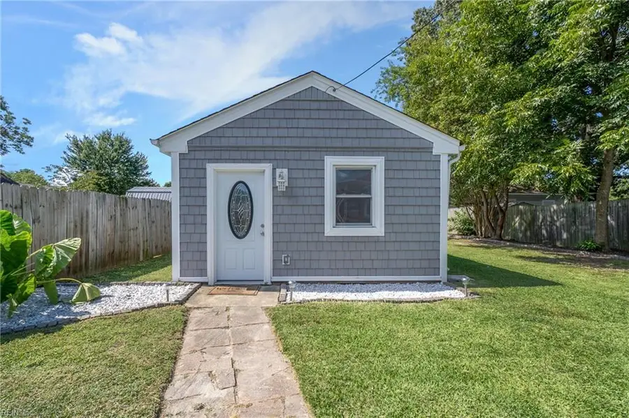 1415 Willow Avenue, Chesapeake, VA 23325 - #3