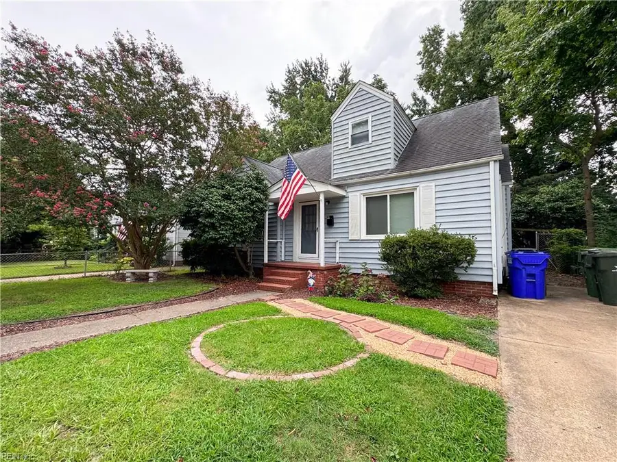 409 E Lorengo Avenue, Norfolk, VA 23503 - #3