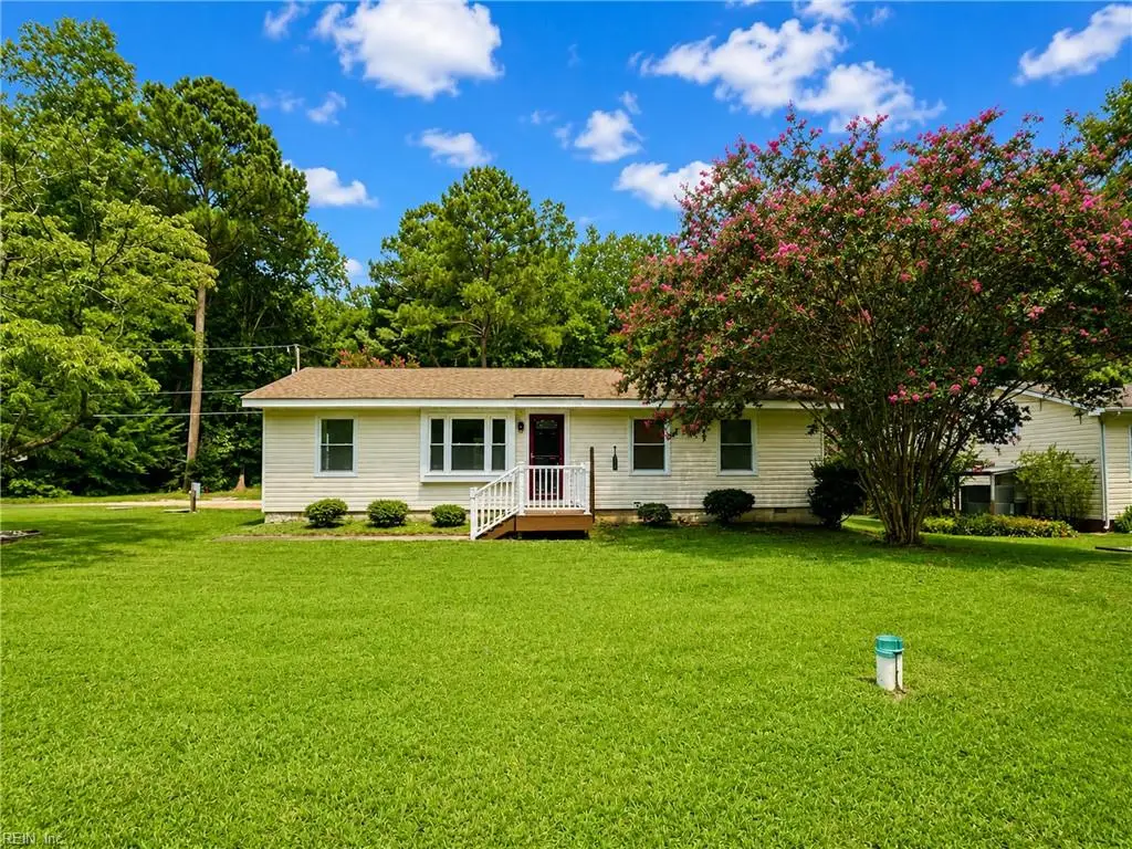 789 Coachpoint Road, Hartfield, VA 23071 - #1