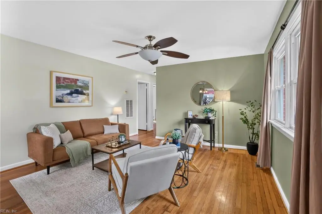 130 Albany Drive, Hampton, VA 23666 - #1