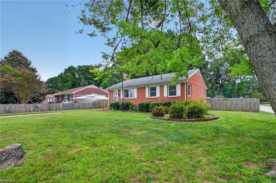 130 Albany Drive, Hampton, VA 23666 - #3