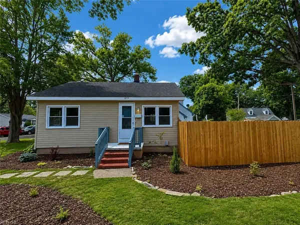 859 Alma Drive, Norfolk, VA 23518