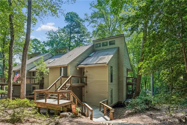 50 Villa Ridge Drive #F, Hartfield, VA 23071