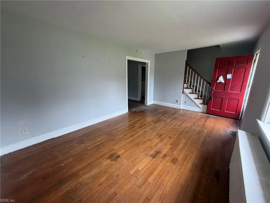 165 Commodore Drive, Norfolk, VA 23503 - #2