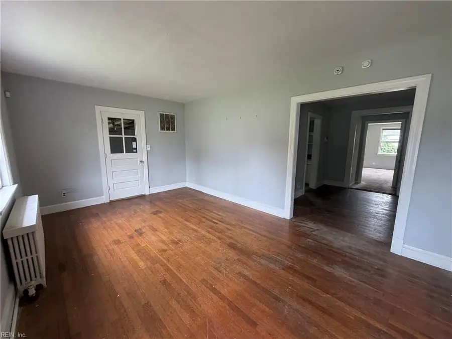 165 Commodore Drive, Norfolk, VA 23503 - #3