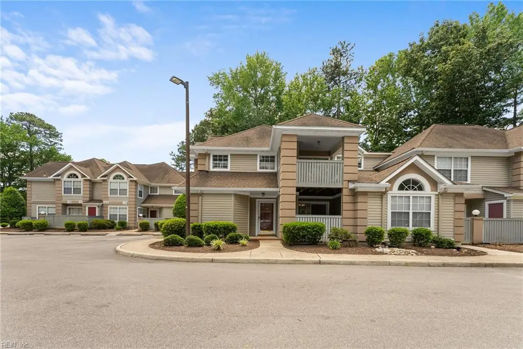 315 Gainsborough Square, Chesapeake, VA 23320 - #1