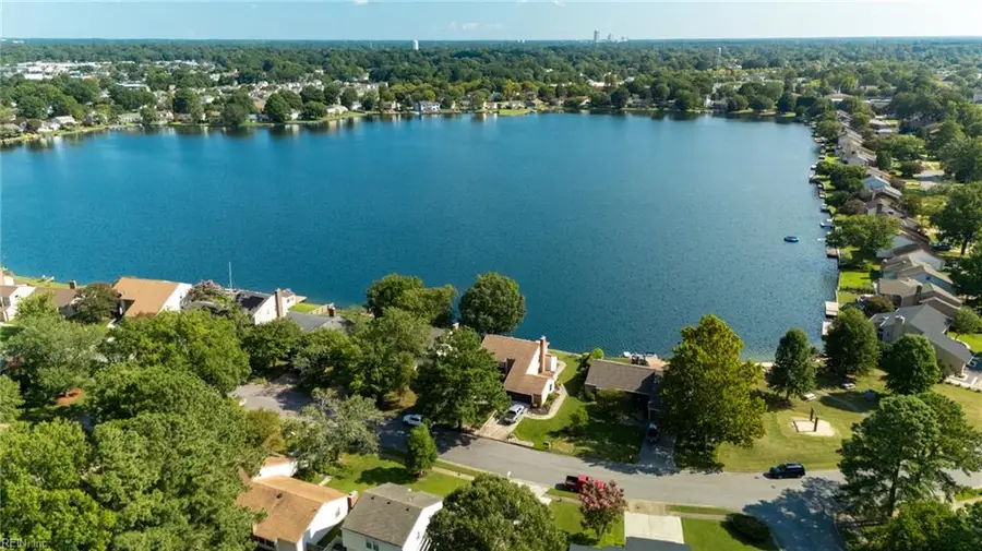1604 Lake Christopher Drive, Virginia Beach, VA 23464 - #3