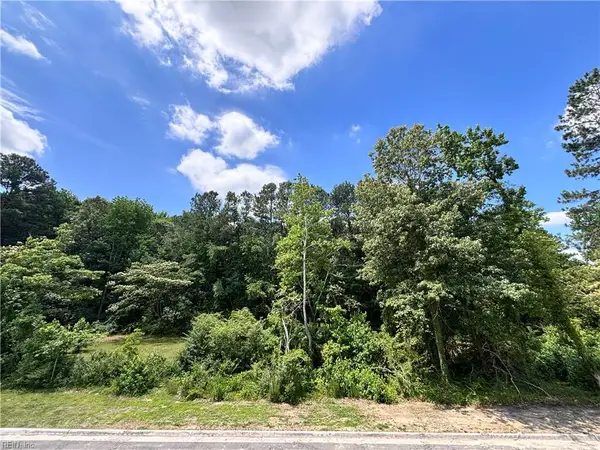 124 Lenas Way, Chesapeake, VA 23320