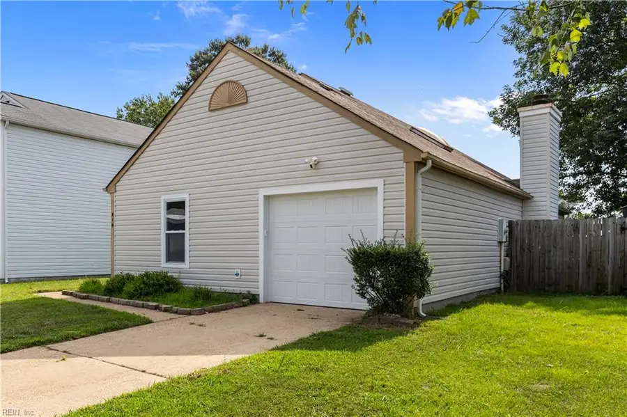 816 Chimney Hill Parkway, Virginia Beach, VA 23462 - #3