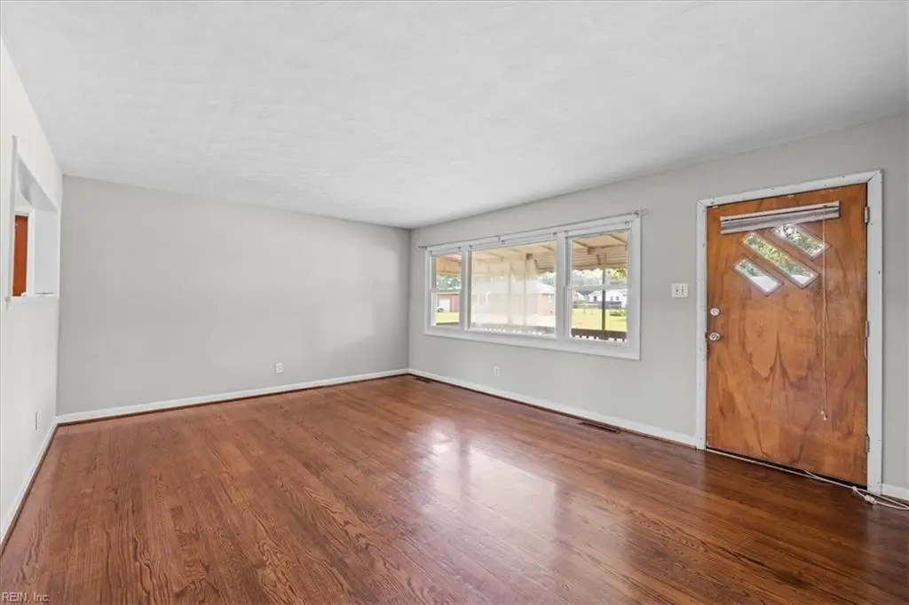 1217 Oleander Avenue, Chesapeake, VA 23325 - #1