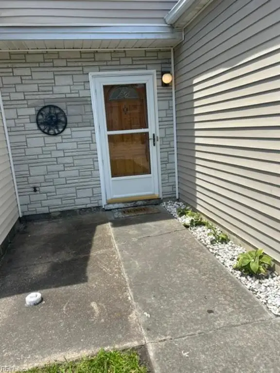 1250 Corkwood Circle, Chesapeake, VA 23320