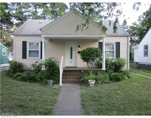 6 Gillis Road, Portsmouth, VA 23702