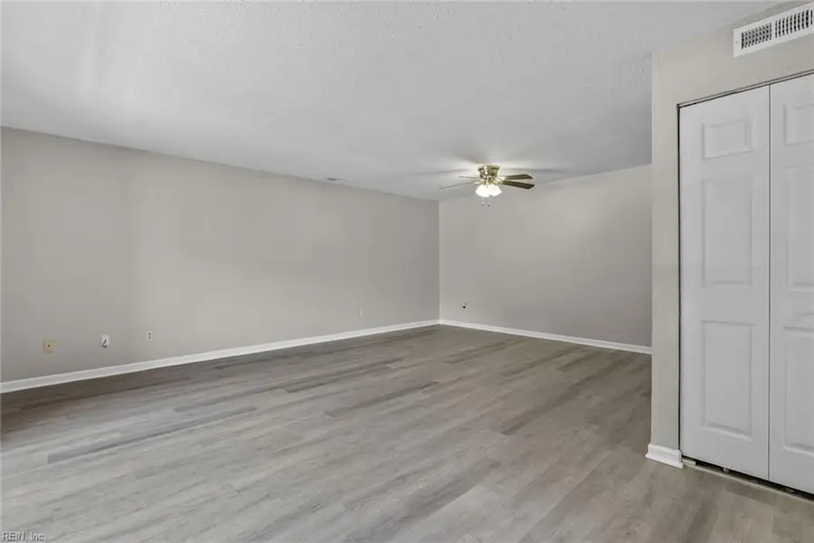305 Rutherglen Muse, Virginia Beach, VA 23452 - #3