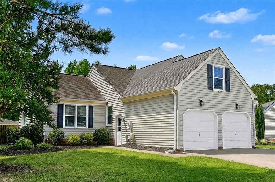 625 Marston Drive, Chesapeake, VA 23322 - #2